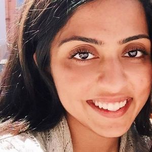 Meet your Posher, Hibba